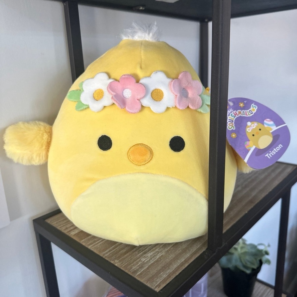 NWT Squishmallow Triston 8 inch chick NEW Easter 2024.